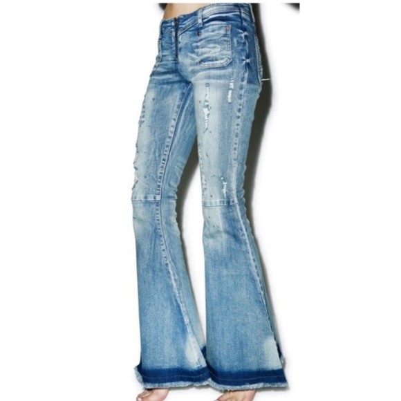 One Teaspoon Distressed Extreme Flares - Picture 2 of 10